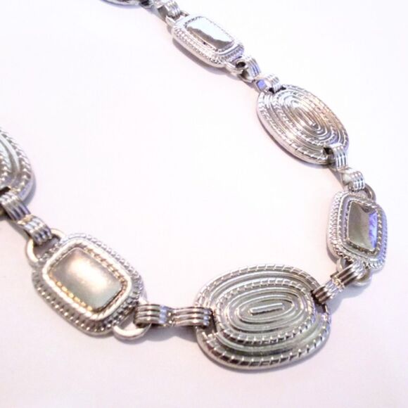 Vintage Silver Tone Southwestern Inspired Chain Belt - Picture 4 of 4